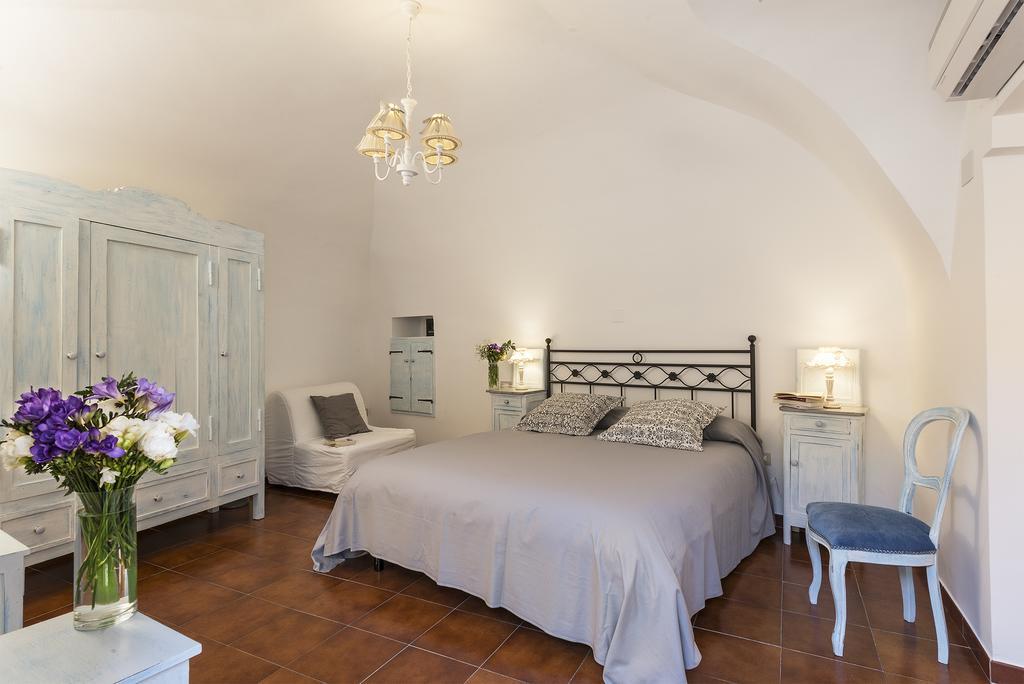 B&B I Tre Camini Tarquinia Rum bild